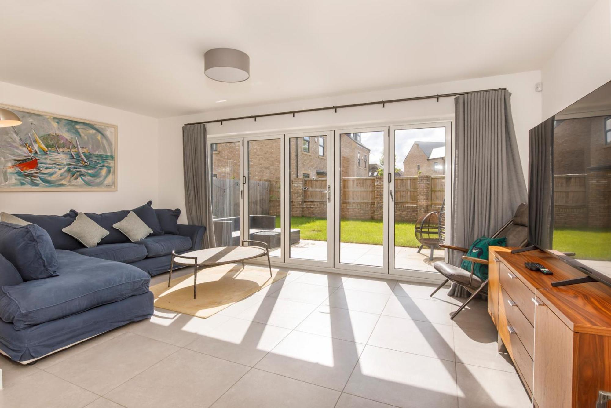 Mount Vale 4 Bedroom Luxury Home & Free Parking ヨーク エクステリア 写真